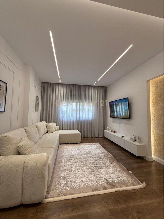 Apartament 1+1 per shitje ne Yzberisht