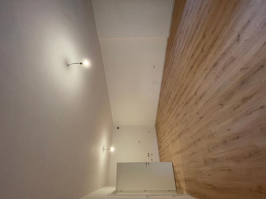 Shitet apartament 2+1+2 tek Salillari,Kopshti Zoologjik