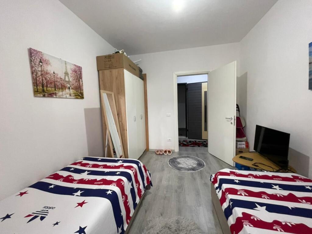 Appartamento 2+1 in vendita a Univers City.