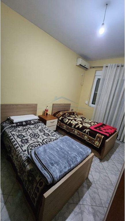 In vendita, Villa su 3 piani, Sauk, Tirana