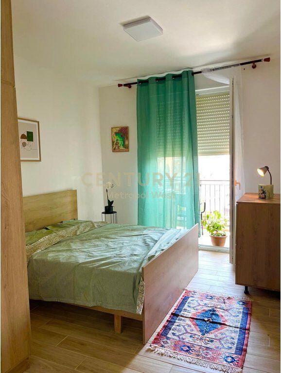 Apartament 1+1 me Qira – Ish Tregu Elektrik, Tiranë