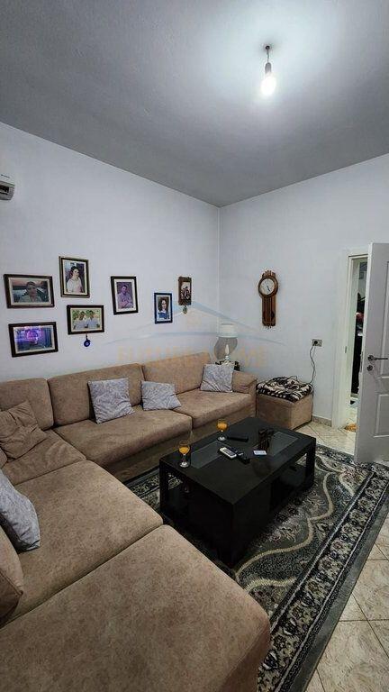 In vendita, Villa su 3 piani, Sauk, Tirana