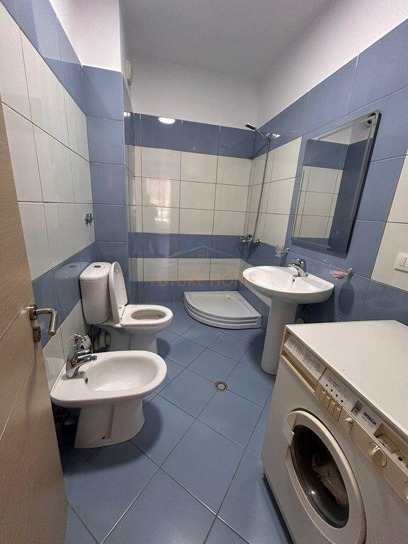 Affitto, Appartamento 2+1+2, Vicino alla Pediatria, Tirana