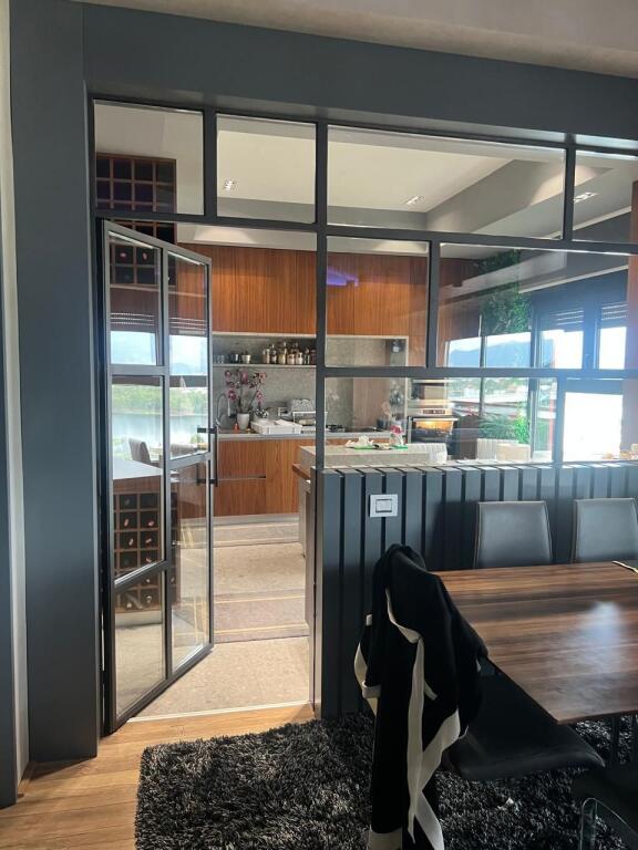 Penthouse 4+1+3+garage in Affitto Lago Secco