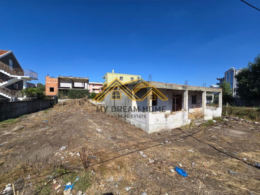 PRIVATE HOUSE FOR SALE IN DURRES BEACH!!