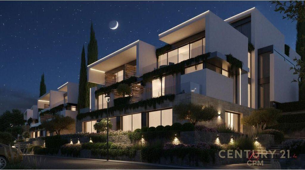 SHESIM SUPER APARTAMENT 2+1+2 + OBORR NË REZIDENCËN "CRYSTAL LAKE“ , BUZE LIQENIT TE FARKËS ! 272,720 €