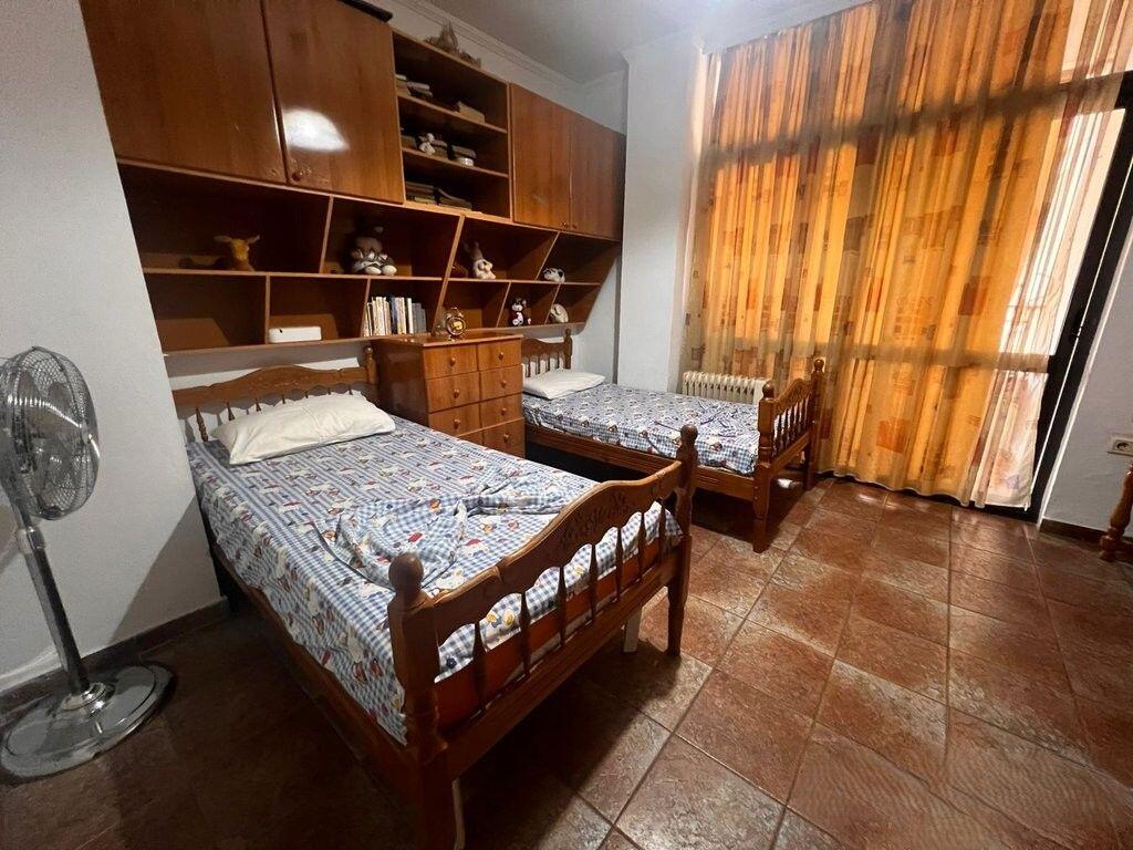 Apartament 2+1 me Qira, Gjimnazi Partizani 650 € /Muaj
