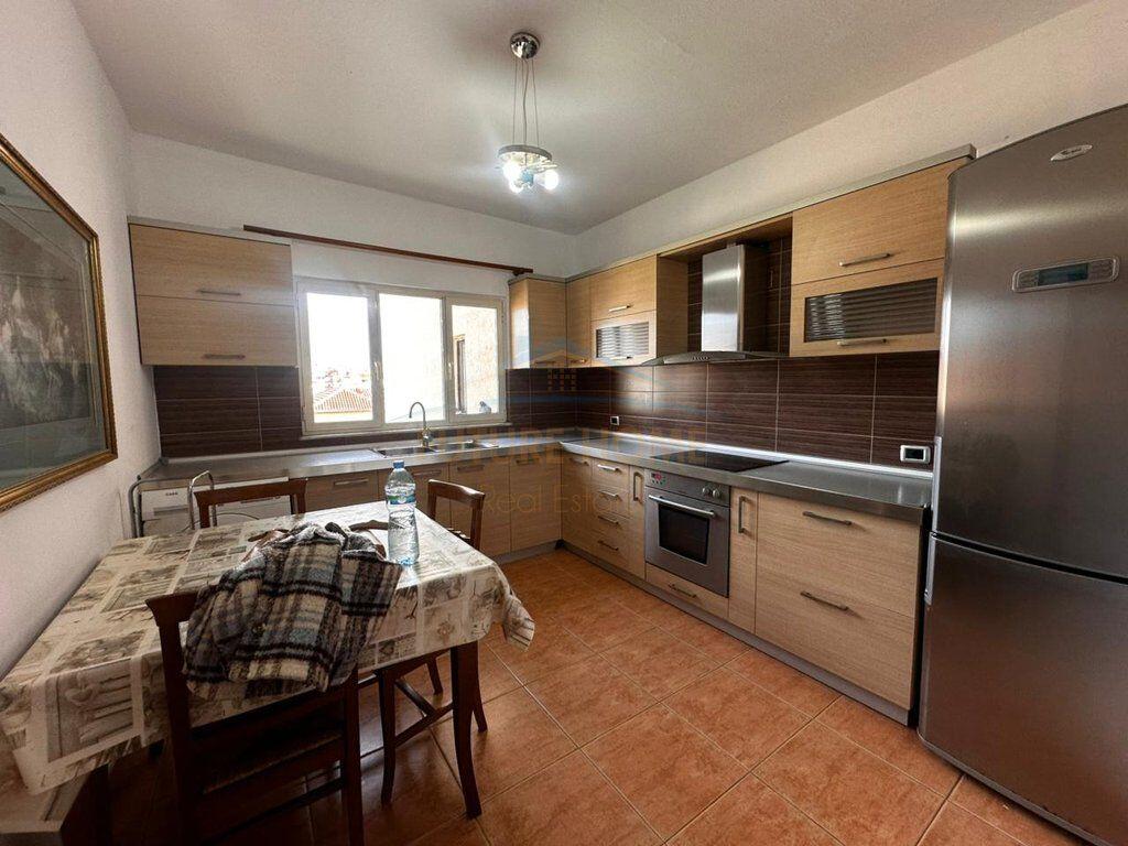 Qera, Apartament 1+1, Rruga Karl Gega, Tiranë