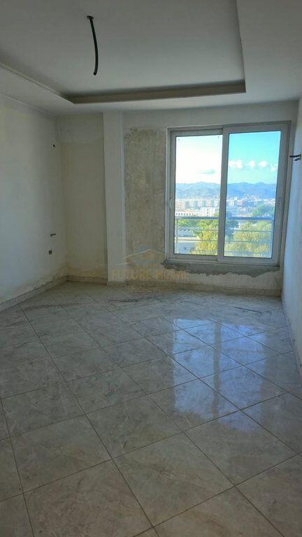 Shitet,Apartament 2+1, Bulevardi Blu, Kamez