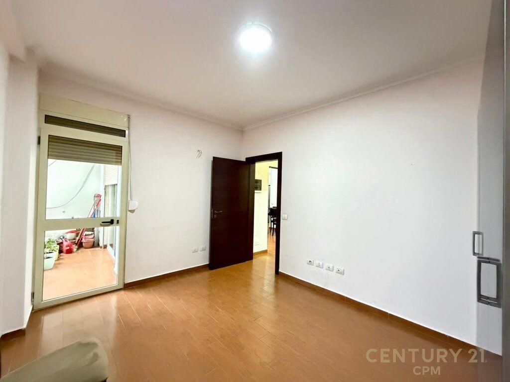 APARTAMENT 2+1+2 PER QIRA PERBALLE HIPOTEKES!
