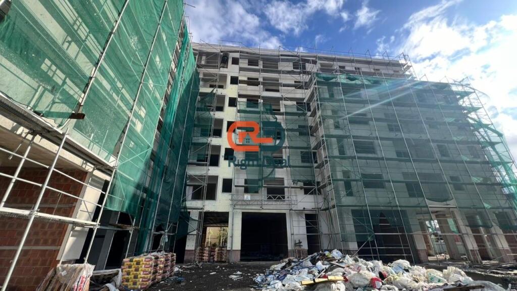 Ne Paskuqan Tek Platinium 2 Shitet Apartament 2+1+2 I Bollshem!!!