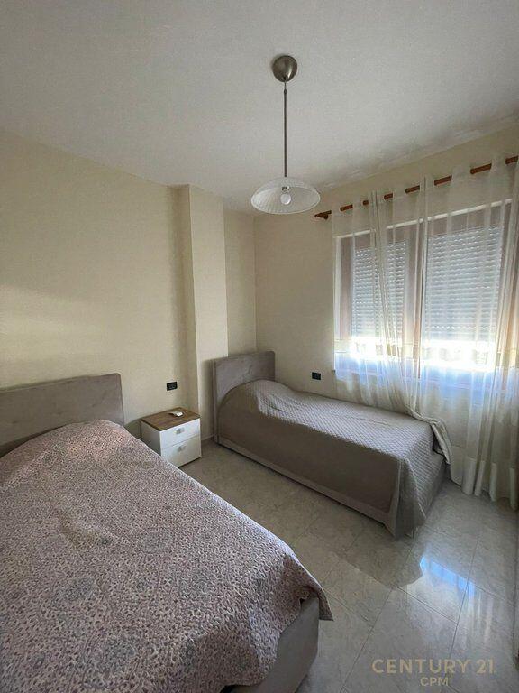 Appartamento 2+1+2 In Affitto a Garda, 127 m² 1.000 € /Mese