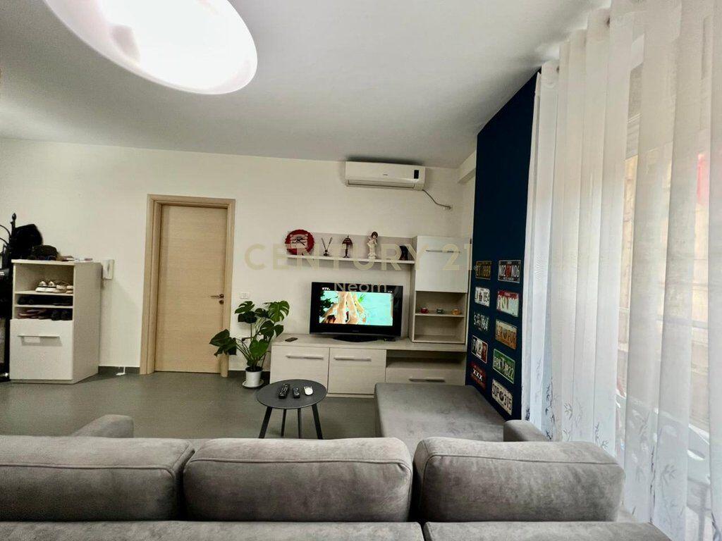 QIRA, APARTAMENT MODERN 1️⃣➕1️⃣, RRUGA BARRIKADAVE ‼️