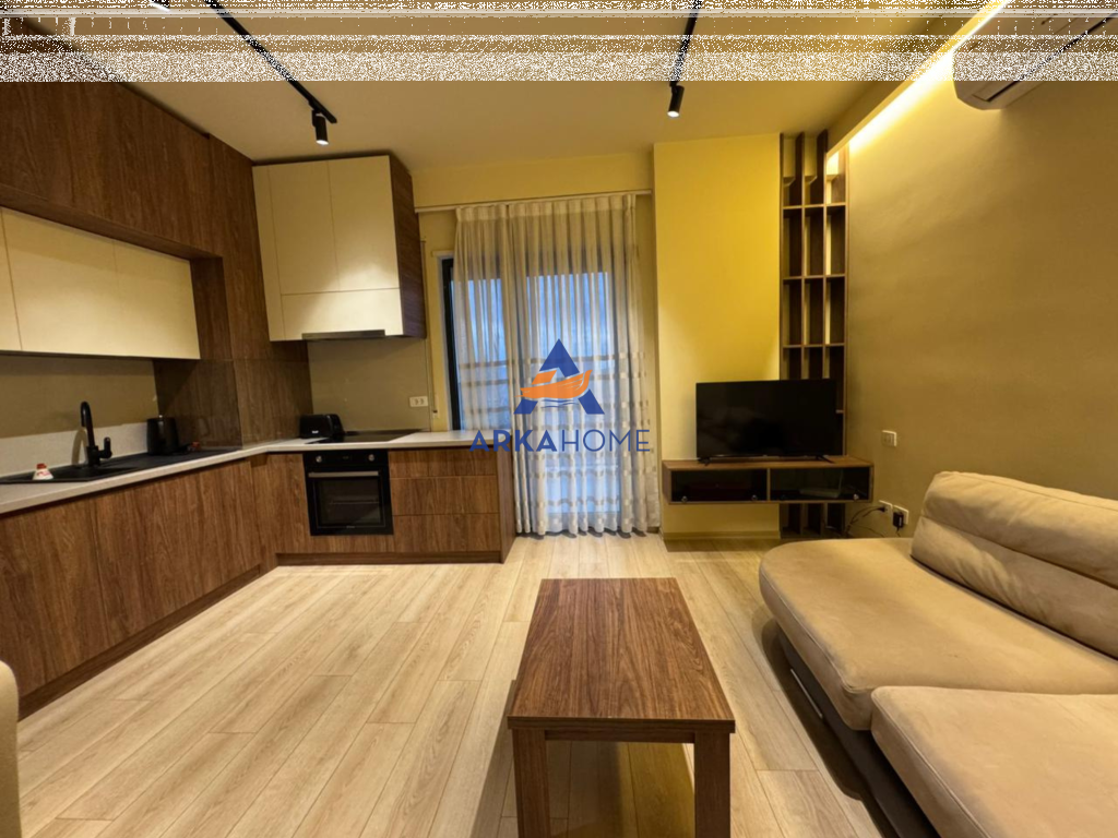 AFFITTASI APPARTAMENTO 1+1+BALCONE "VIALE ZOGU I, VICINO AL MINISTERO DELLA GIUSTIZIA" 850 EURO