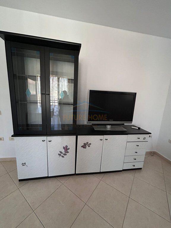 Affitto, Appartamento 2+1+2, Vicino alla Pediatria, Tirana