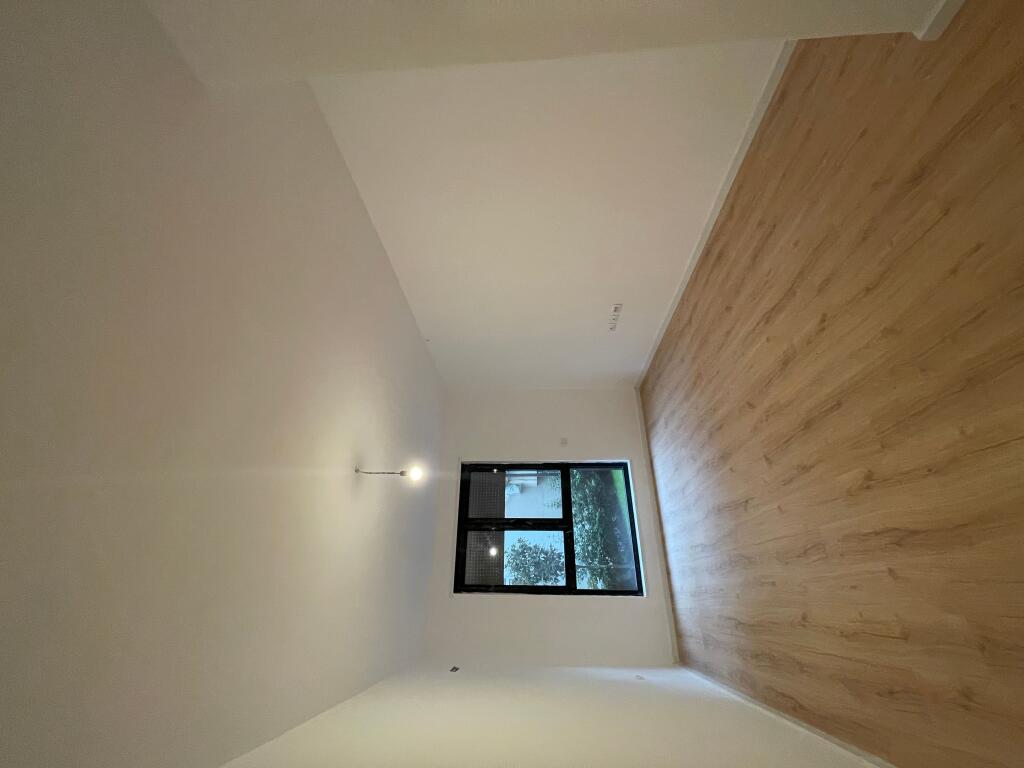 Shitet apartament 2+1+2 tek Salillari,Kopshti Zoologjik
