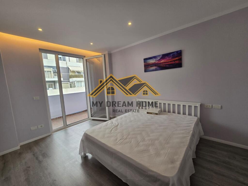VENDESI APPARTAMENTO 1+1 UKD DURRES VISTA COMPLETA SUL MARE!!