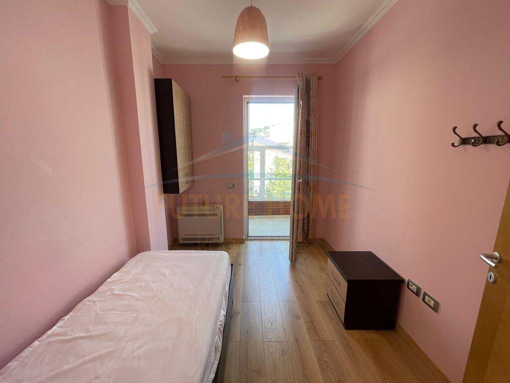 Qera, Apartament 3+1+2, Liqeni i Thatë, Tiranë.