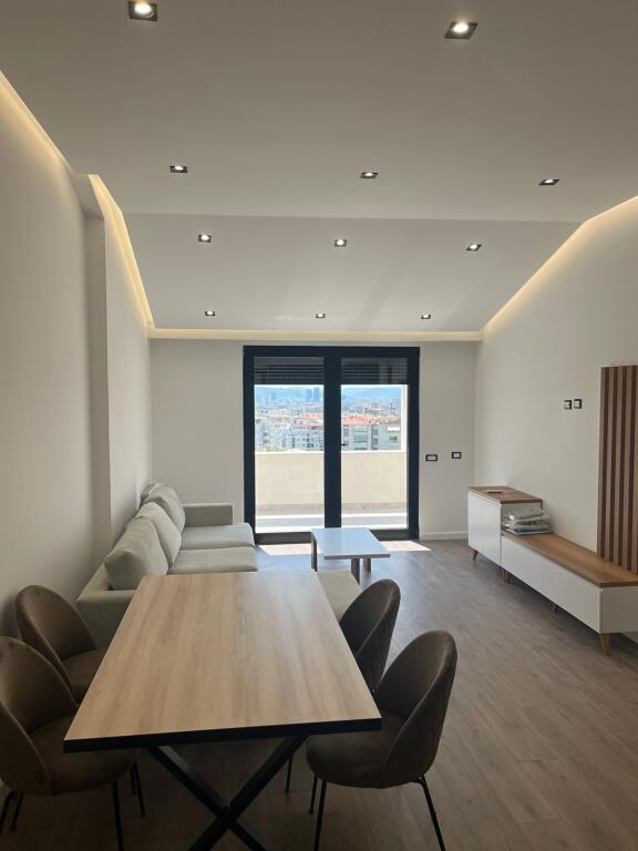 Jepet me qira apartament 2+1, Fresk