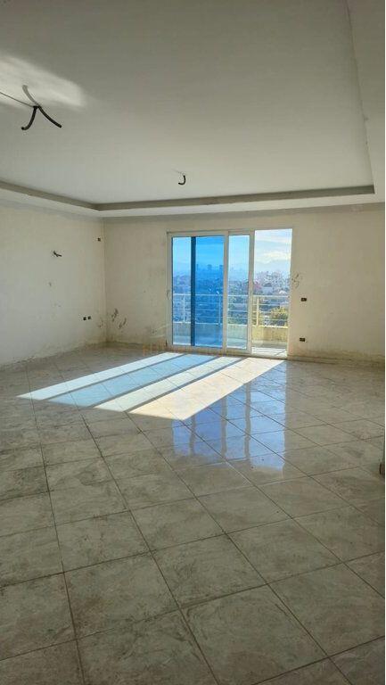 Shitet,Apartament 2+1, Bulevardi Blu, Kamez