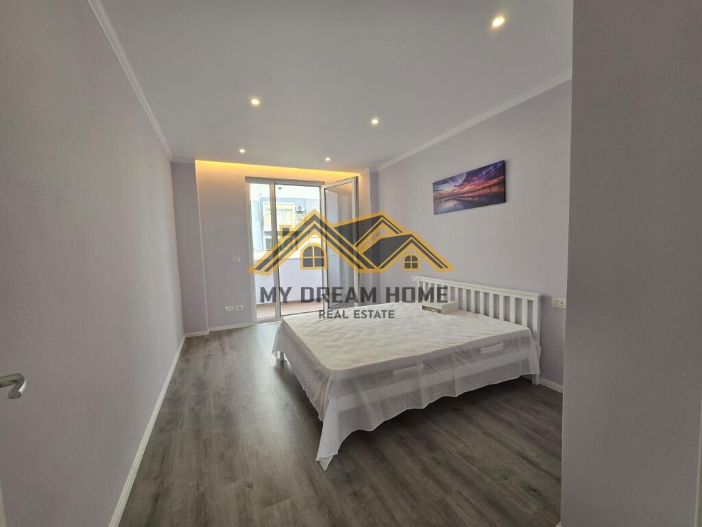 VENDESI APPARTAMENTO 1+1 UKD DURRES VISTA COMPLETA SUL MARE!!
