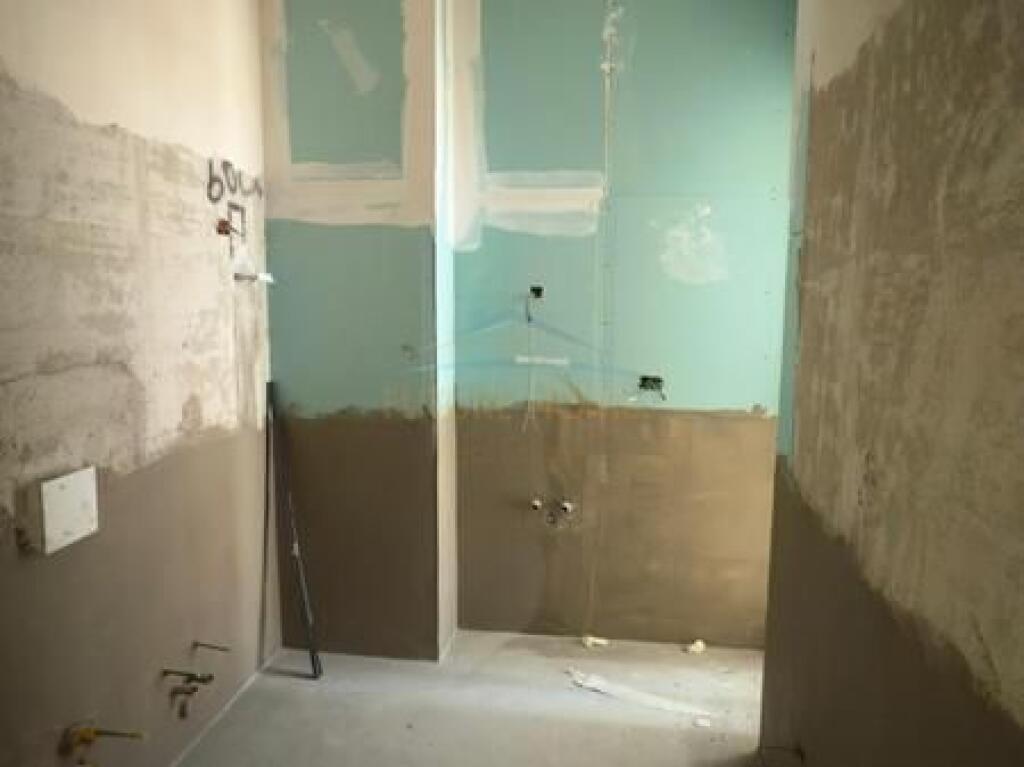 Appartamento 2+1+2 in vendita, Park Avenue, Nuovo Viale, Tirana.