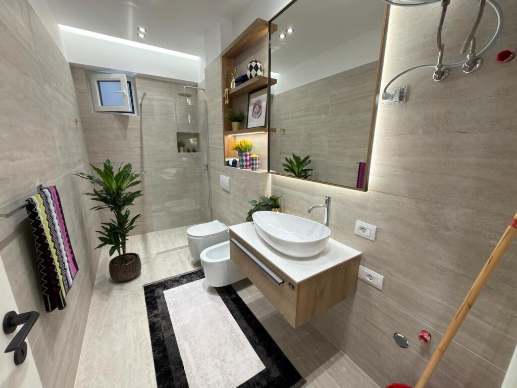 Apartment 2+1 for Sale at 21 Dhjetori
