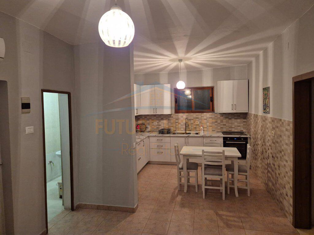 Affitto, Appartamento 2+1, Via Durazzo, Tirana