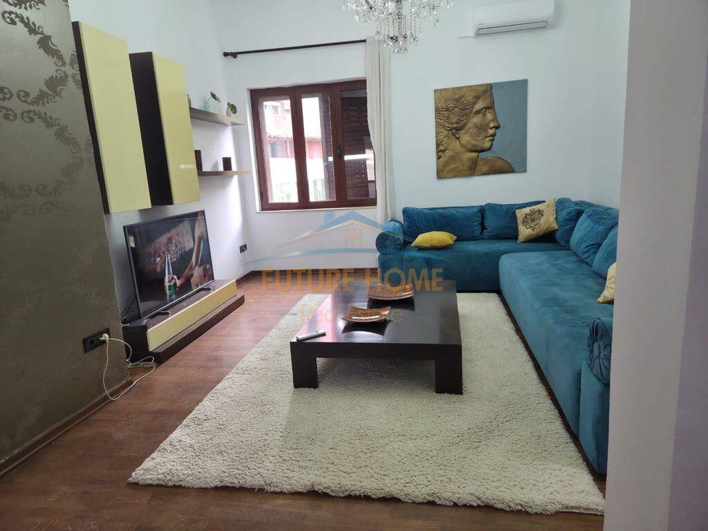 Affitto • Appartamento 2+1+2 • Centro, Rruga e Dibrës, Tirana