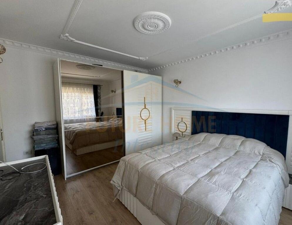 Shitet Apartament 3+1+2 + Depo, Laprakë – pranë gjimnazit “Aleks Buda”