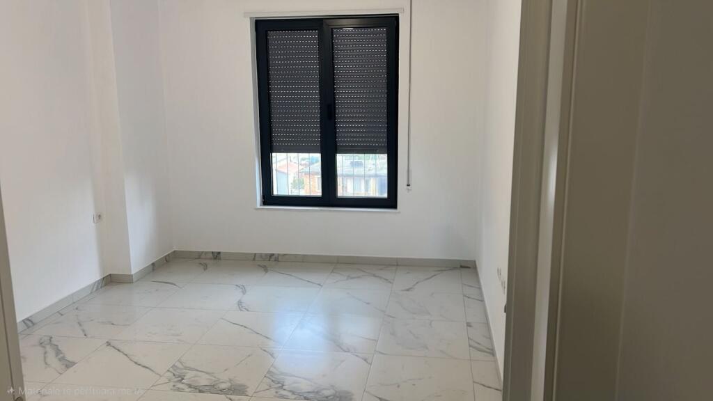 📌Ufficio 2+1+2 in affitto - Via Karl Gega
