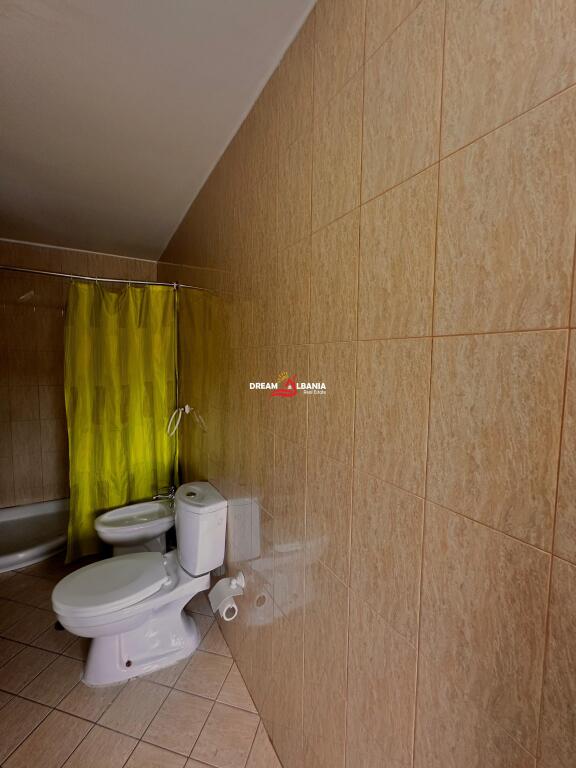 Apartament 3+1 per Shitje tek Tirana e Re prane shkolles “26 Nentori” ne Tirane ( ID 4131314 )