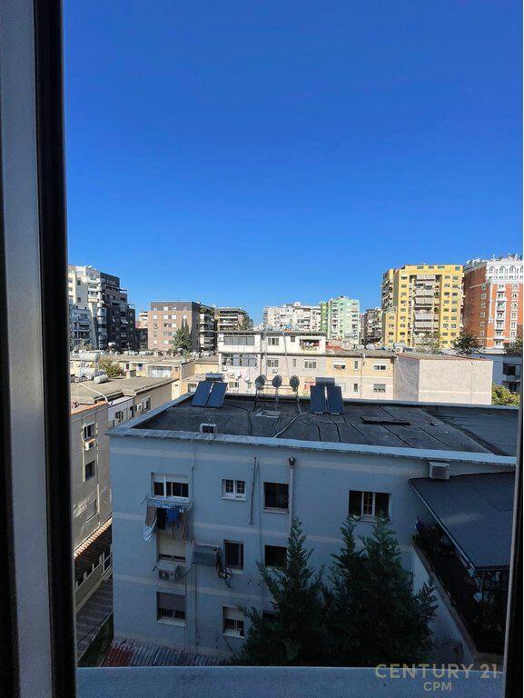 Appartamento 2+1+2 In Affitto a Garda, 127 m² 1.000 € /Mese