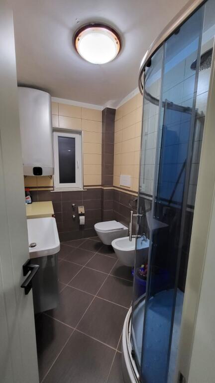 For Rent – Apartment 2+1 | Jani Kukuzeli Street, near the Institute of Hygiene*