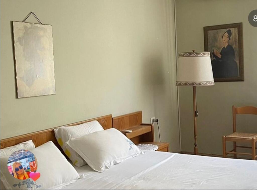 1+1,i mobiluar te posta ne qender,cmimi 550 euro