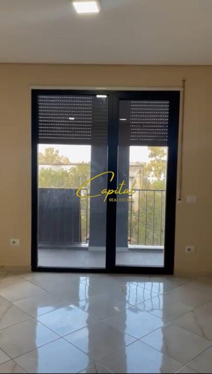 ZYRE ME QERA 70 M2 PALLATI ME SHIGJETA 500 EURO