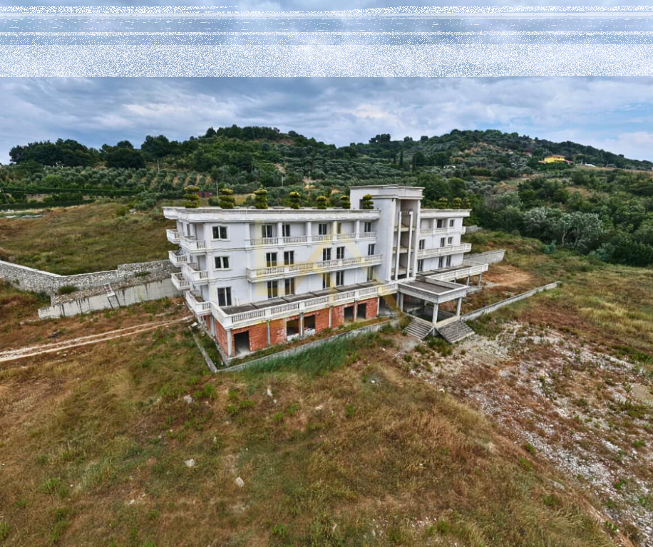 Locale Commerciale in Vendita – Maminas, Durrës