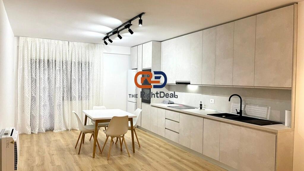 Vicino al Giardino Botanico, Appartamento 2+1+2 Completamente Investito in Vendita !!!