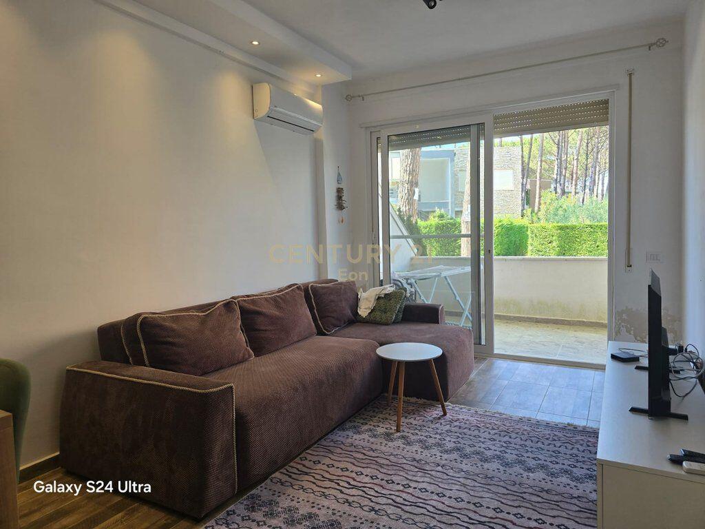 Vendesi in vendita 1+1 con cortile nella Baia di Lalzi! 160.000 €