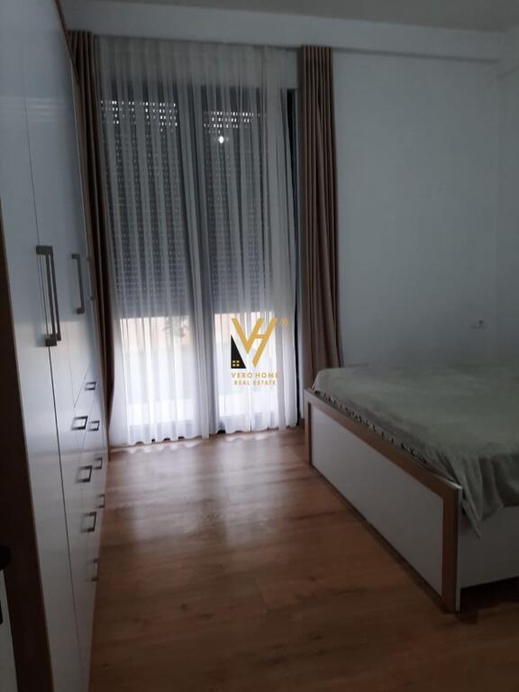 JEPET APARTAMENT 1+1+BLK ME QERA NE LUNDER 450 EURO