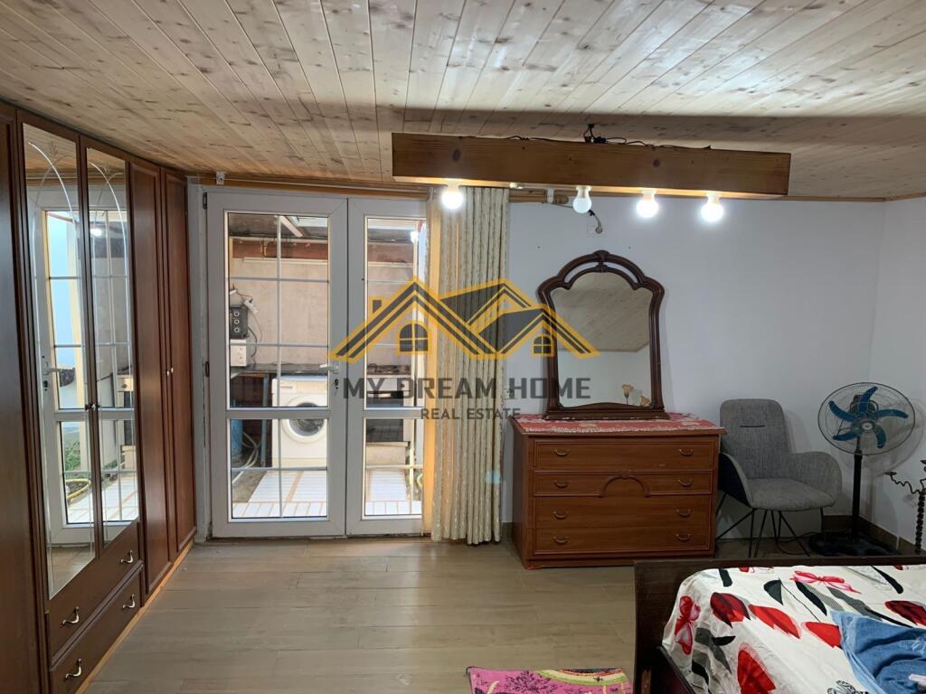 PRIVATE HOUSE FOR RENT