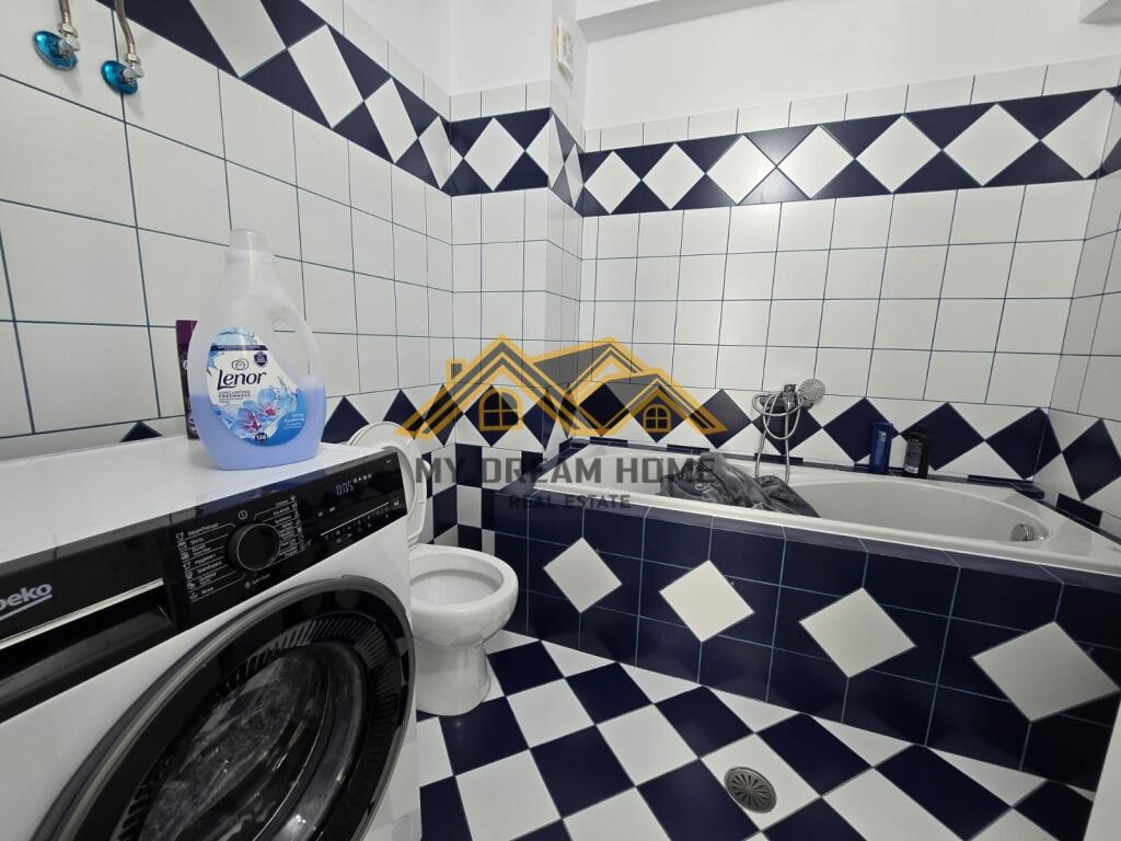 Apartament 2+1+2T Për Shitje në Plazh, Durrës