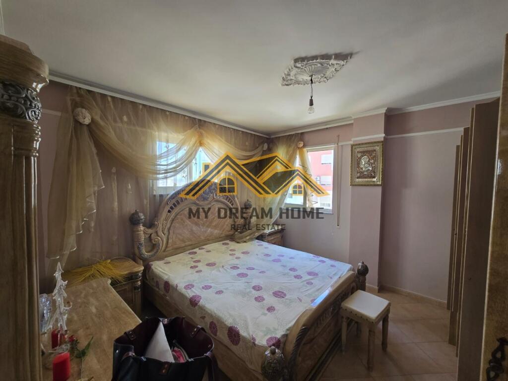 SHITET APARTAMENT 2+1 PRAN POLICIS DURRES!