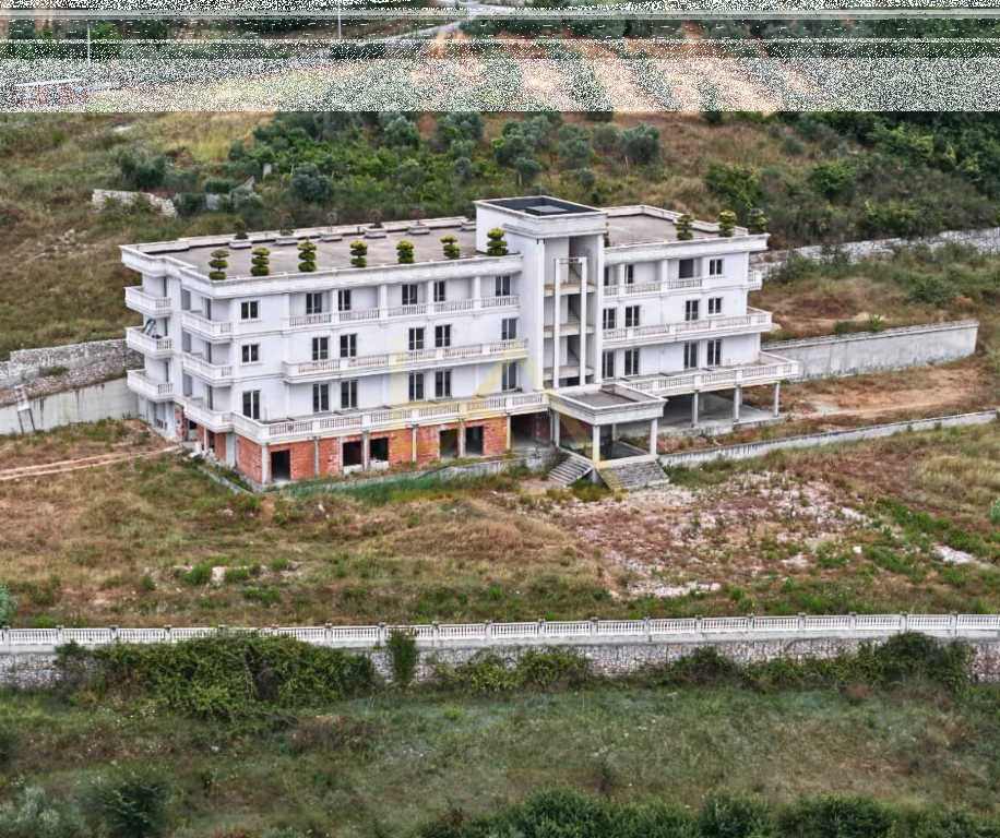 Locale Commerciale in Vendita – Maminas, Durrës