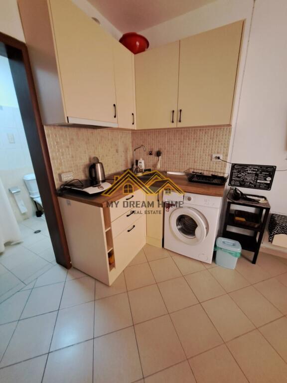 MONOLOCALE IN VENDITA PRESSO SHKEMBI KAVAJES DURRES!

