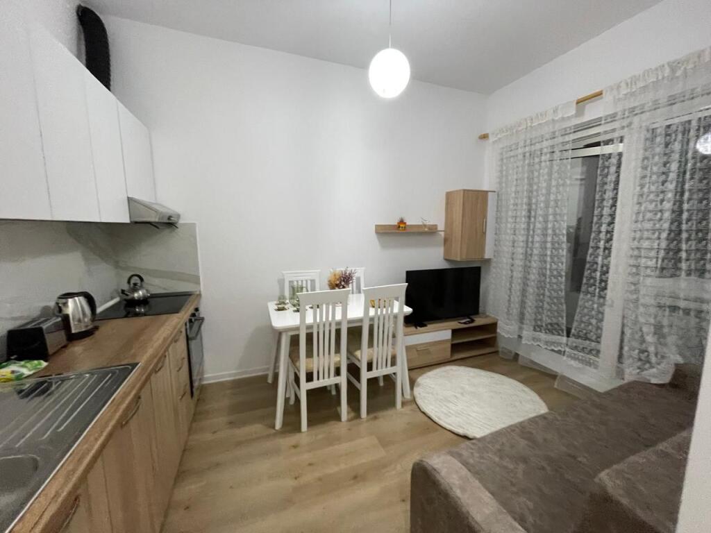 Apartment 1+1, Mangalem(Ali Dem)!