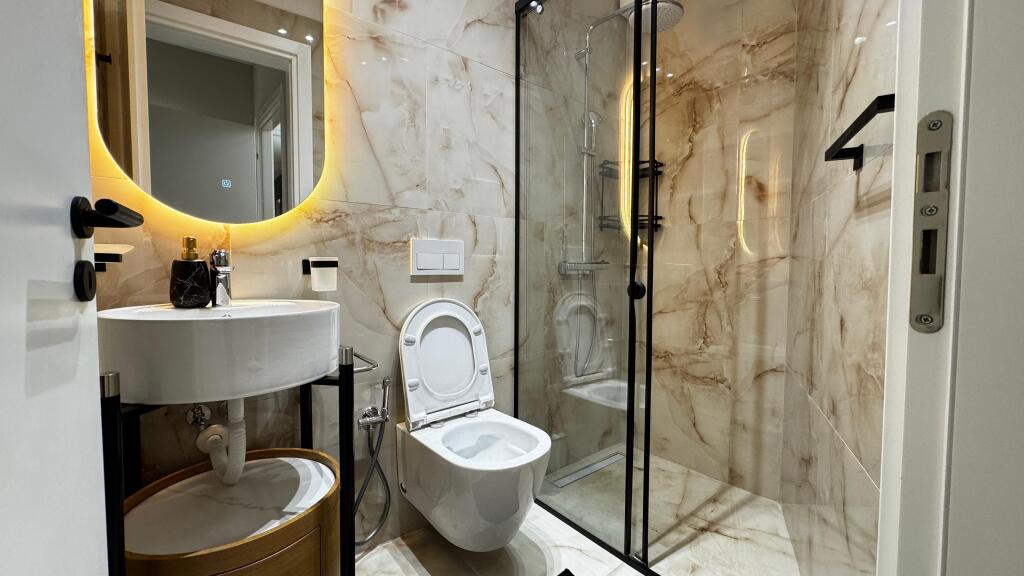 Luxury apartment for rent at Kodra e Diellit!