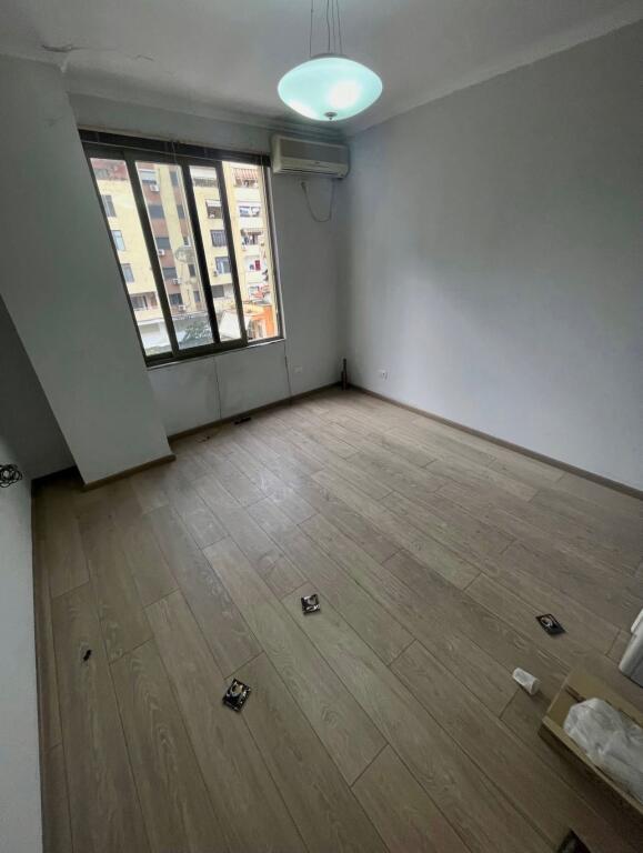 📣 FOR SALE Apartment 2+1 With Balcony 📍 21-Dhjetori, Near Hotel "Mondial" ✨