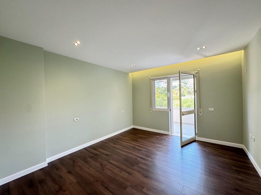 🏡Qera Apartamet 2+1+2 📍Kopshti Botanik, Rruga Selita Vjeter
