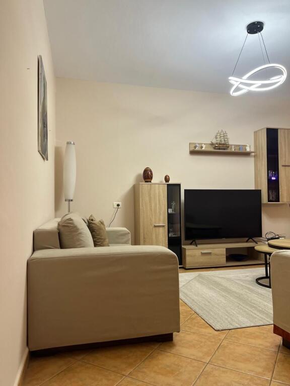 🏡 Appartamento 2+1 in affitto a Myslym Shyri